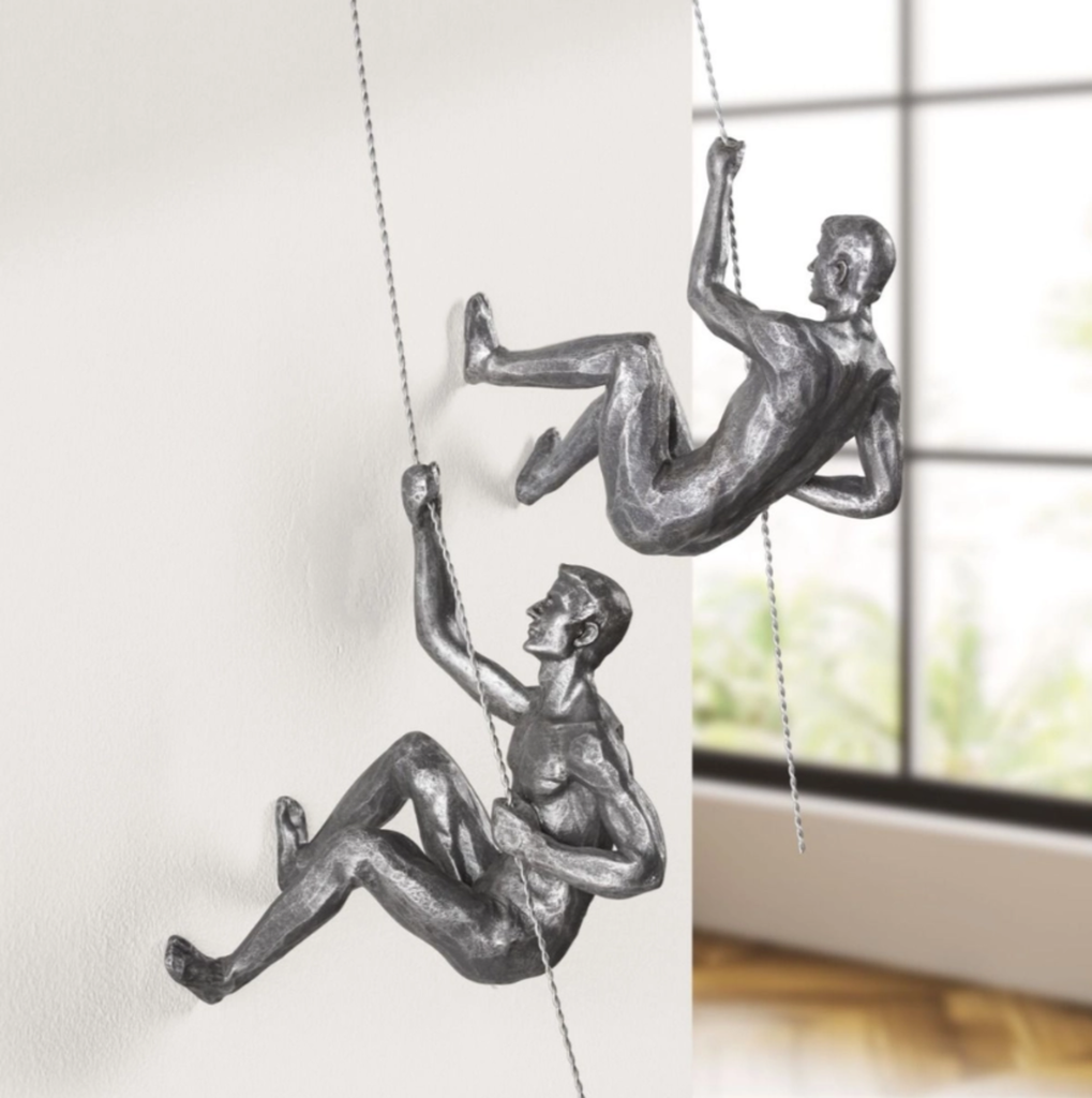 Grimpeur mural en resine argent (à l'unité)
